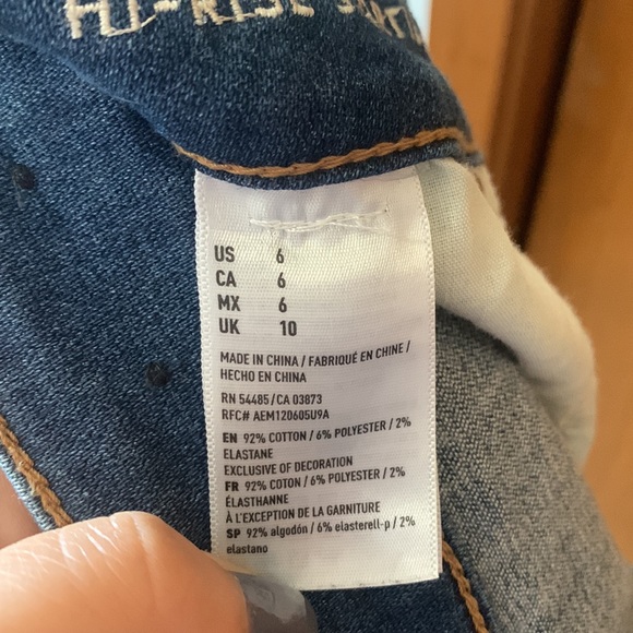 American Eagle High Waisted Super Stretch Shorts Size 6 - Picture 4 of 4